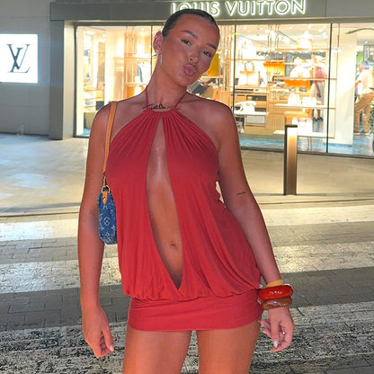 Nuova gonna da indossare sul collo con dettagli sul fondo