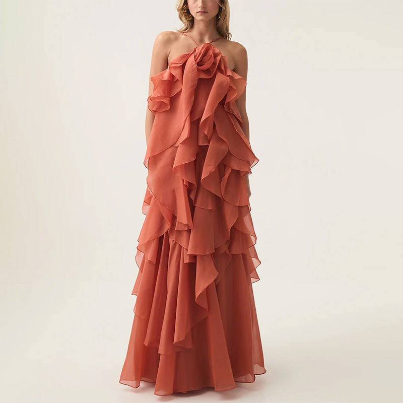 Abito elegante per donna, stile socialite, progettazione a vita alta con rifiniture in pizzo